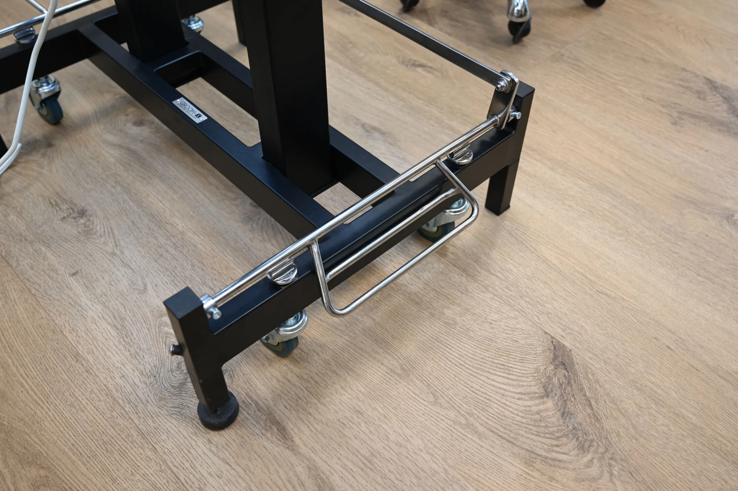 Groom-X Groomania 2023 Electric Grooming 122 X 61 Cm Table Ltd Edition 15 Groom-X Groomania 2023 Electric Grooming 122 X 61 Cm Table Ltd Edition - Image 13