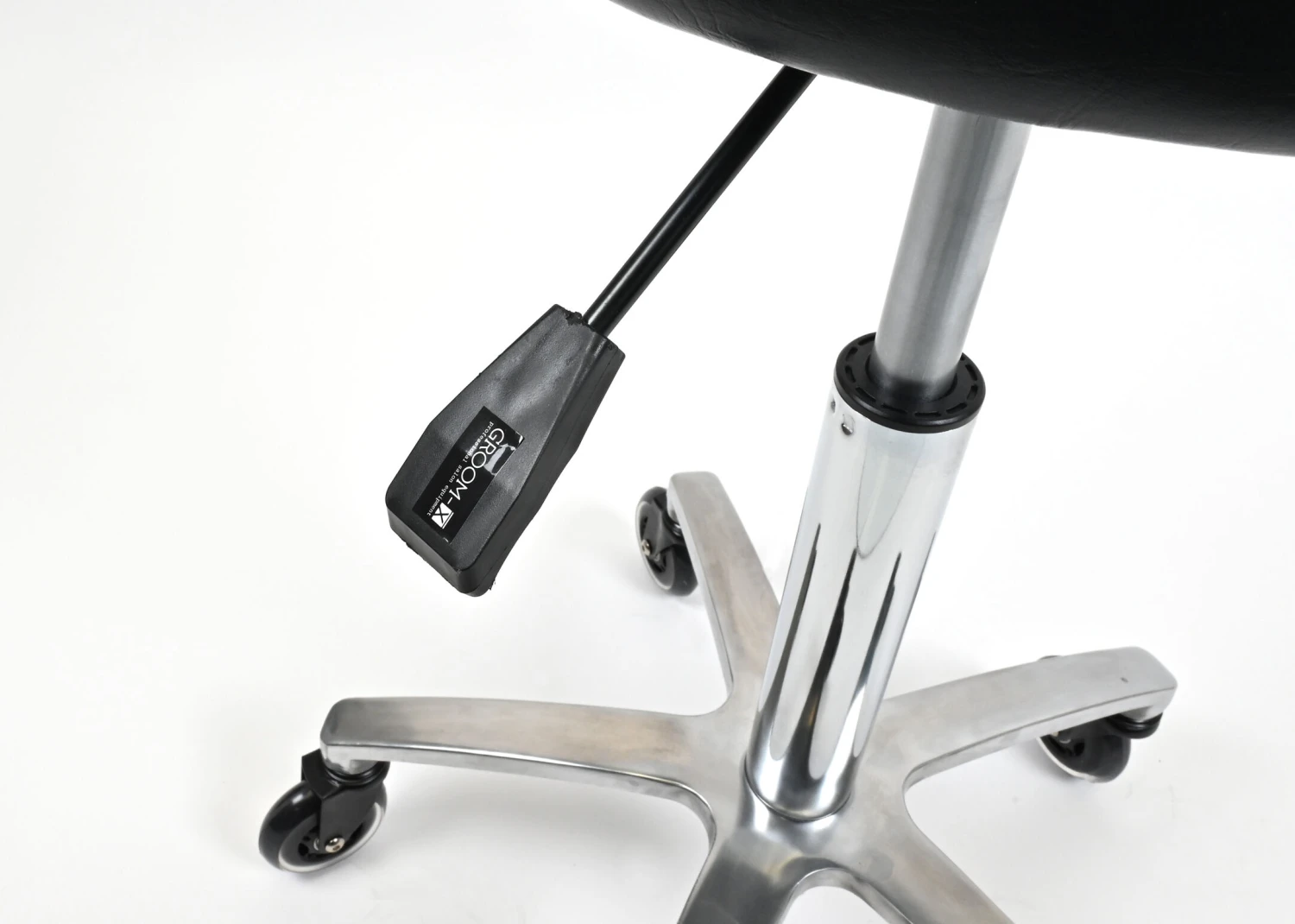 Groom-X Pro Deluxe Stool 8 Groom-X Pro Deluxe Stool - Image 6