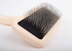 Chris Christensen Systems Kärben III Slicker Brush Medium -Pawfect Care Store 25ccs025 5 lnphjtlwrdydbbej