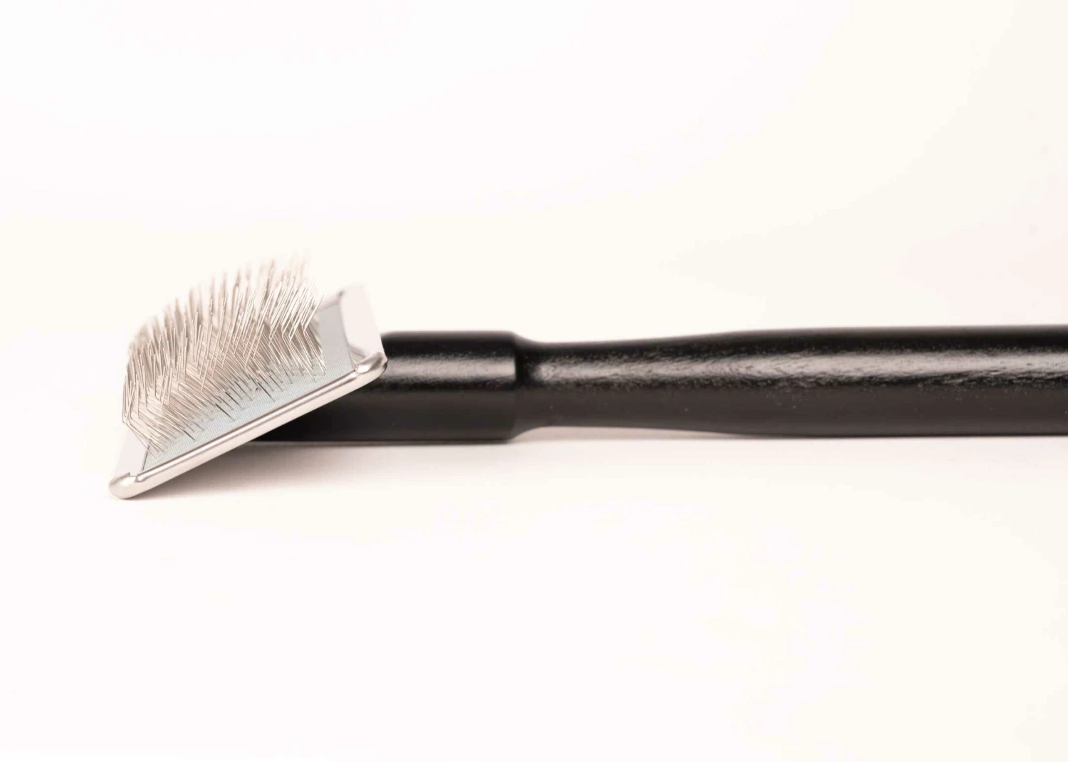 Yento Show Coat Slicker With Extra Long Handle - M 4 Yento Show Coat Slicker With Extra Long Handle - M - Image 2